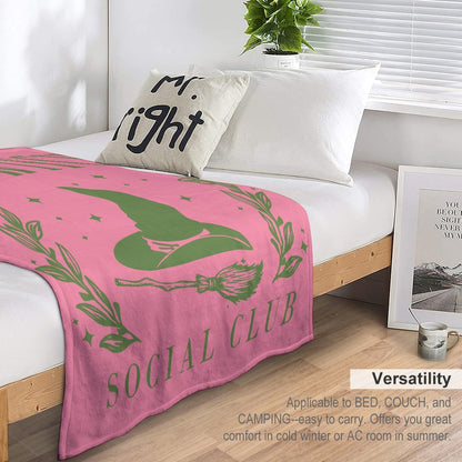 “Exclusive Wicked Flannel Blanket – Ultra‑Soft Magic in Multiple Designs & Sizes”